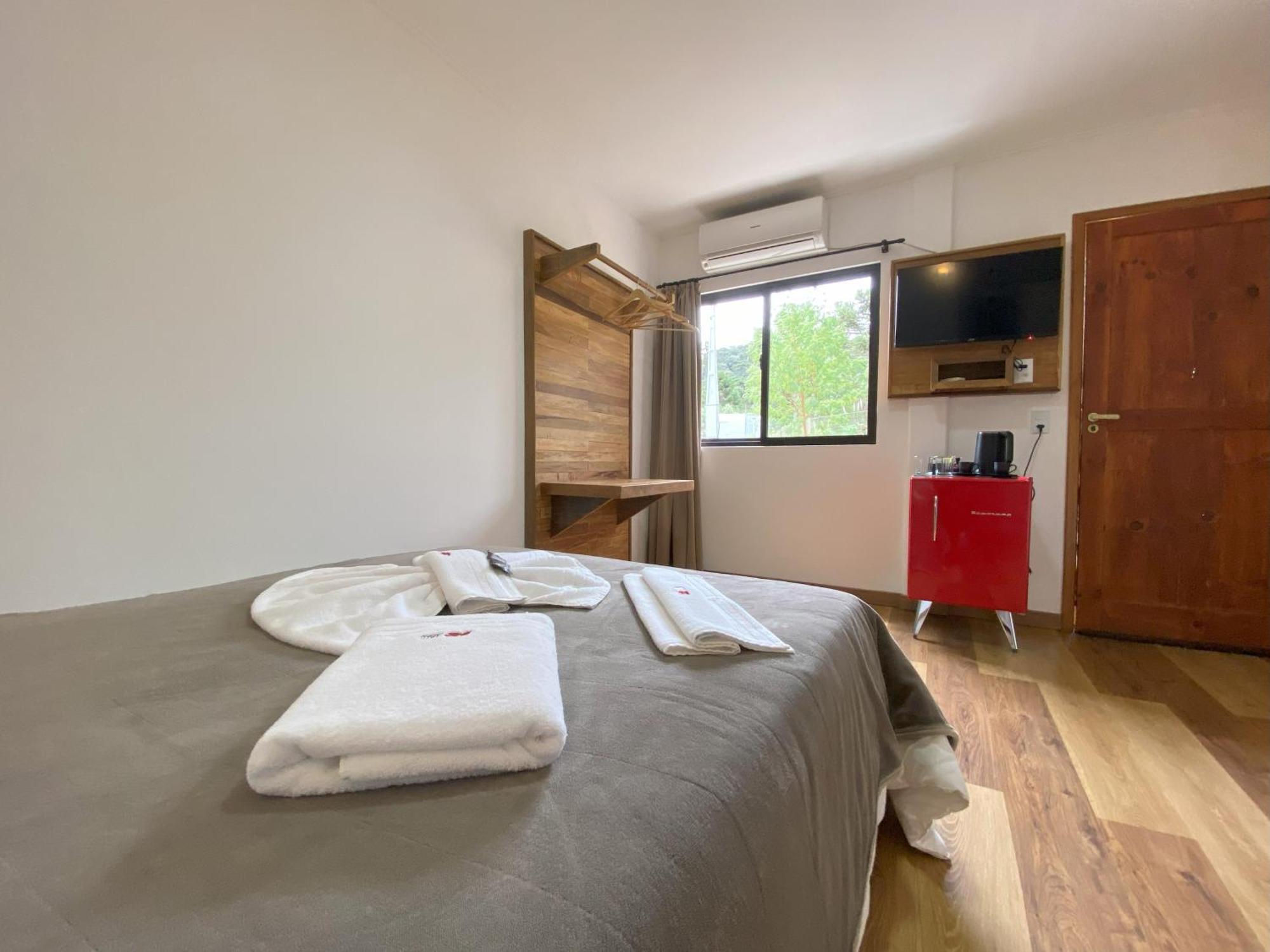 Hibisco Home Hotel Urubici Bilik gambar